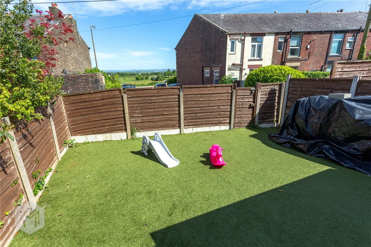 Upton Way, Walshaw, Bury, BL8 3BT, photo 22