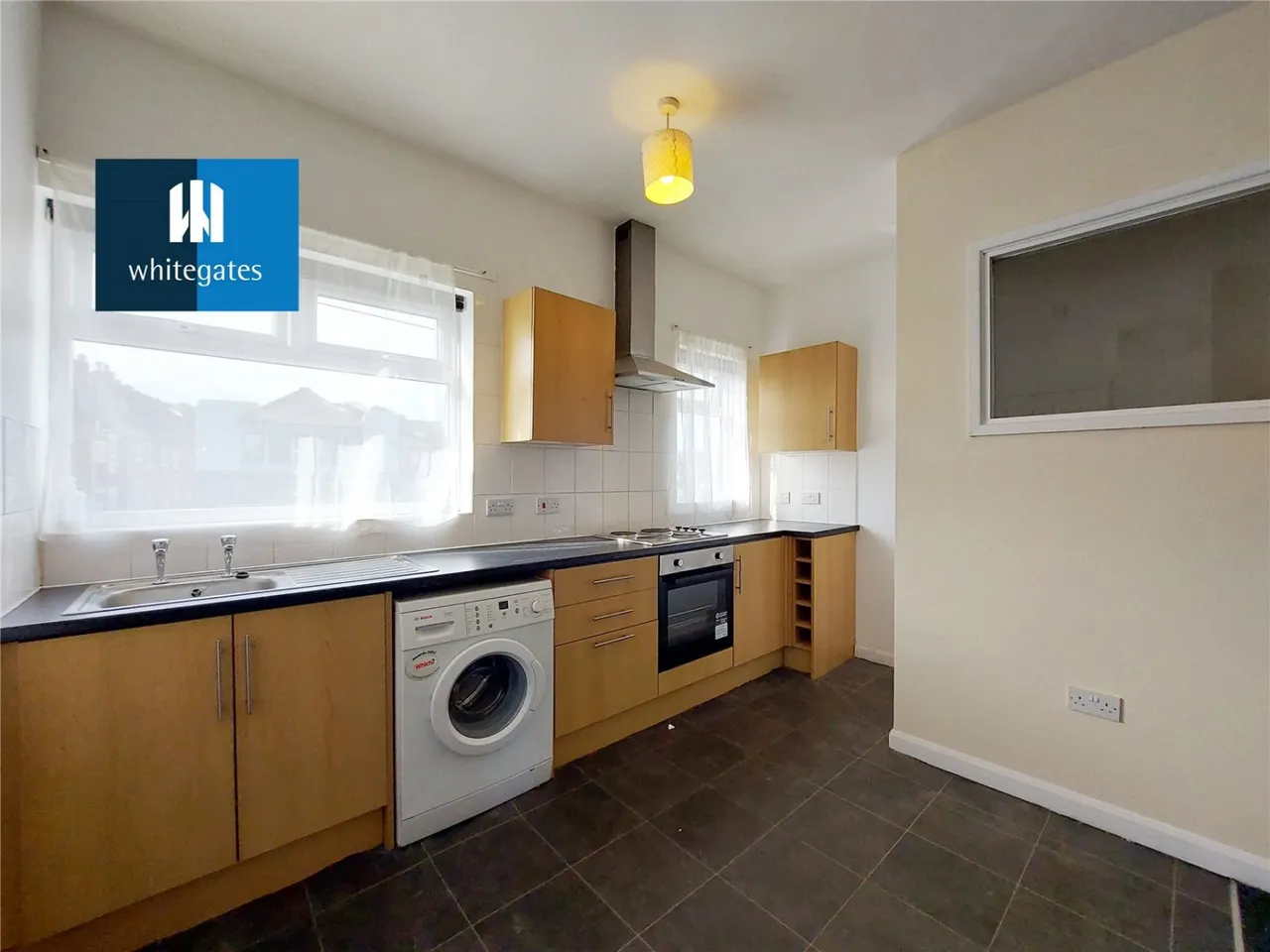 Pontefract Road, Purston, WF7, photo 5