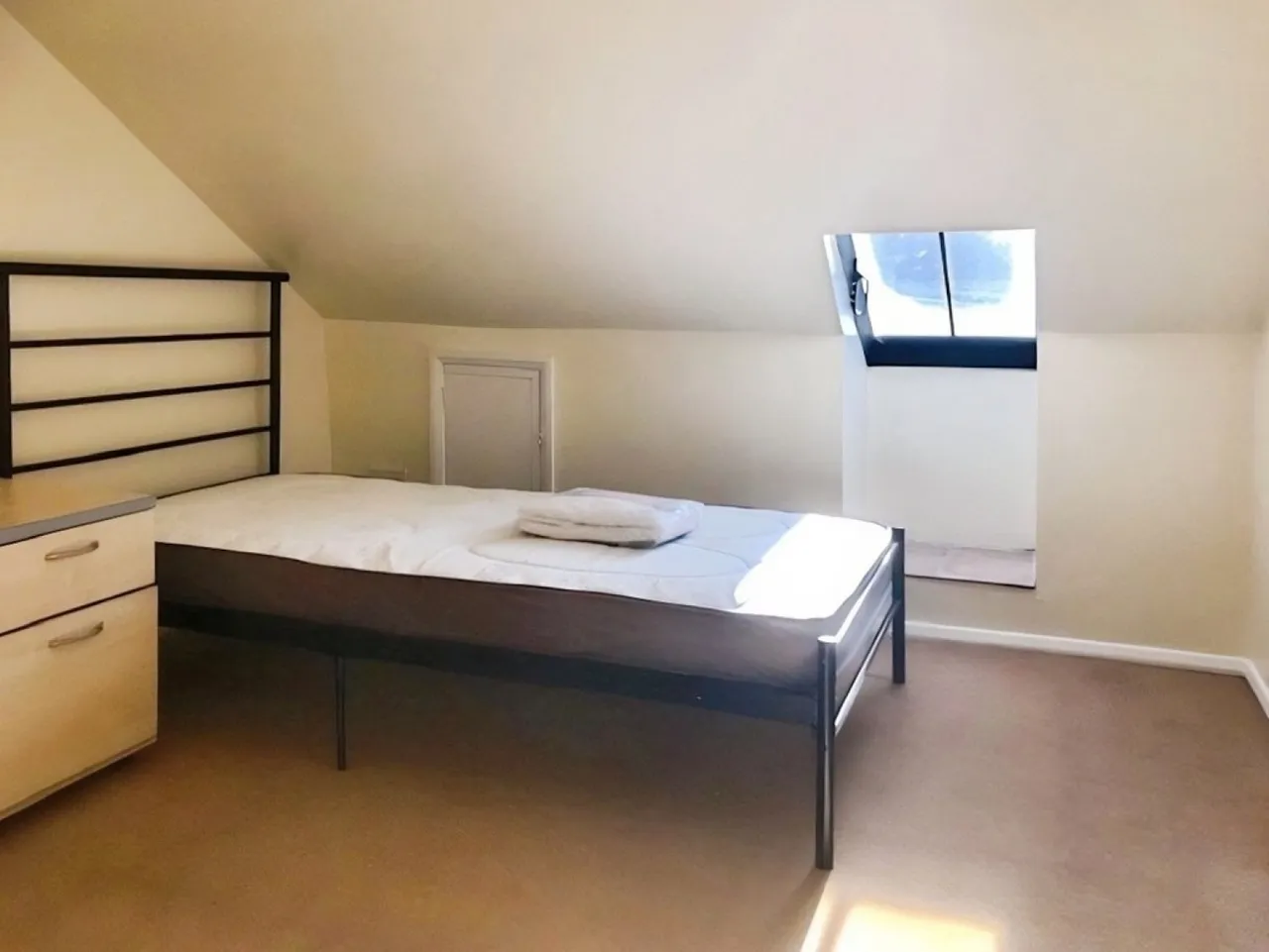 Manston Road, Exeter, EX1, photo 13
