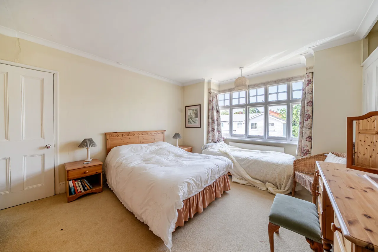 York Road, Farnham, GU9, photo 15