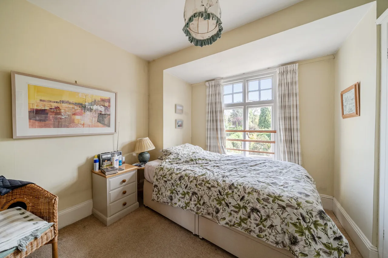 York Road, Farnham, GU9, photo 13