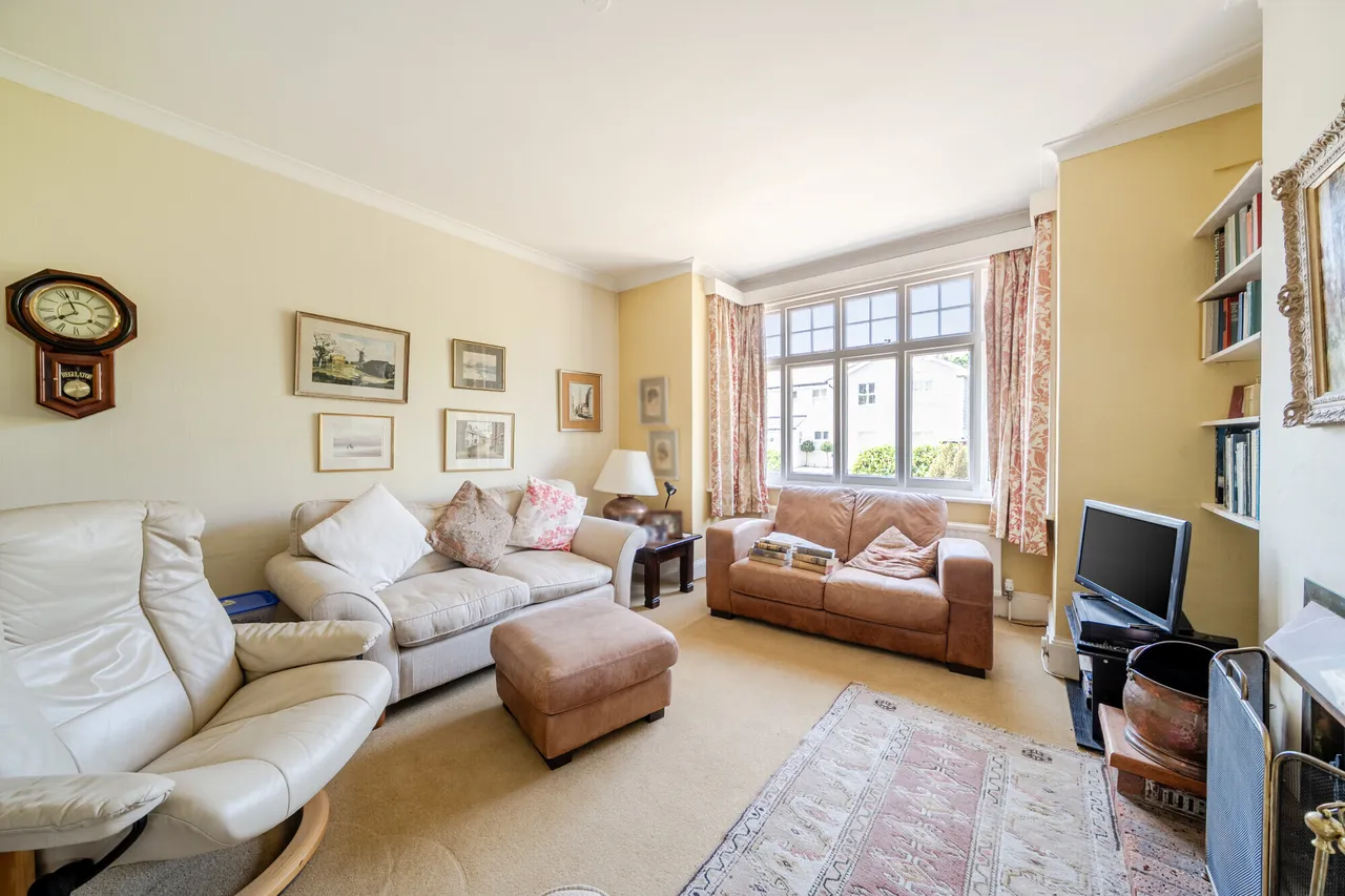 York Road, Farnham, GU9, photo 5
