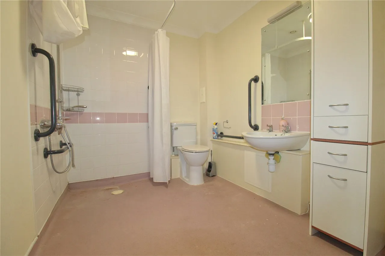 Trowbridge, Wiltshire, photo 9