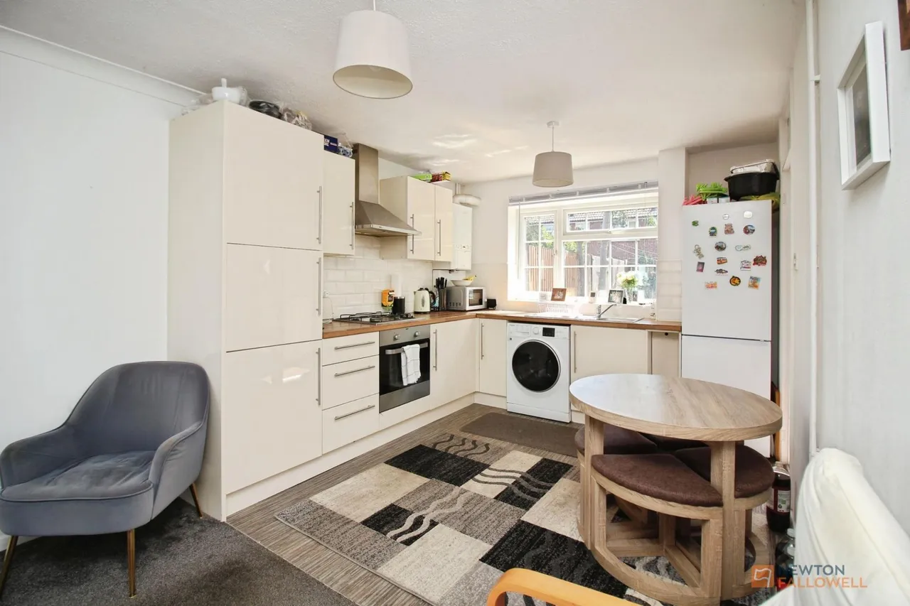 Abbotts Close, Syston, LE7, photo 3