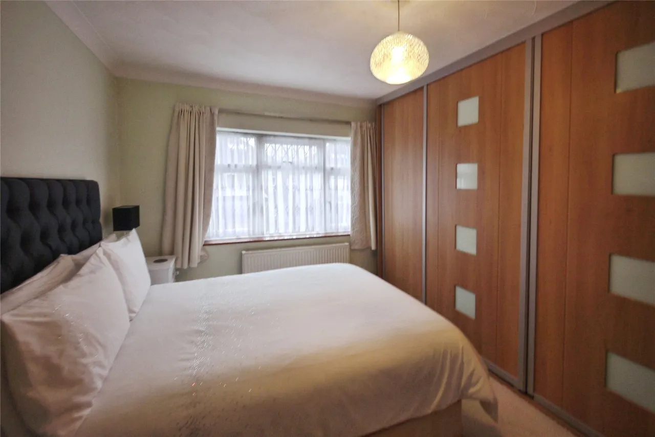 Hatch Road, Pilgrims Hatch, CM15, photo 9