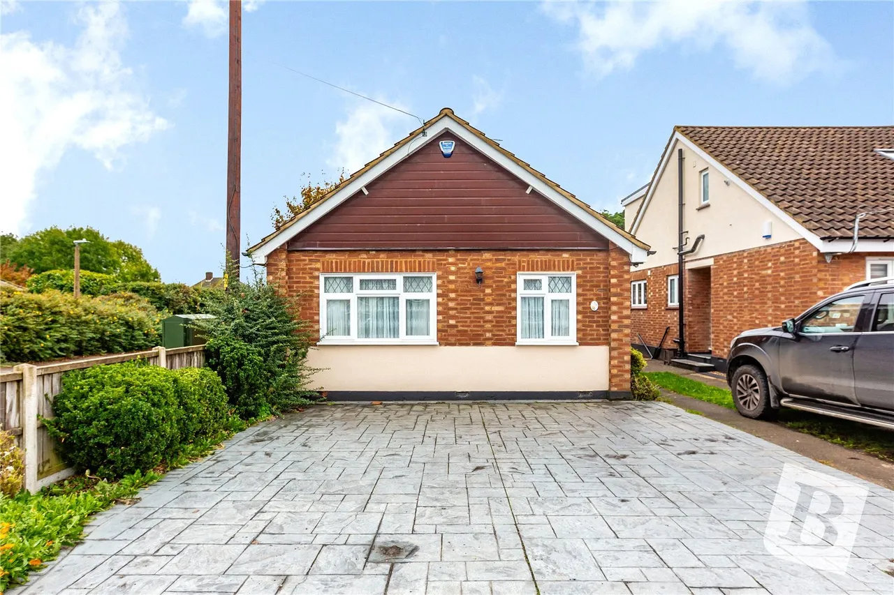 Hatch Road, Pilgrims Hatch, CM15, photo 17