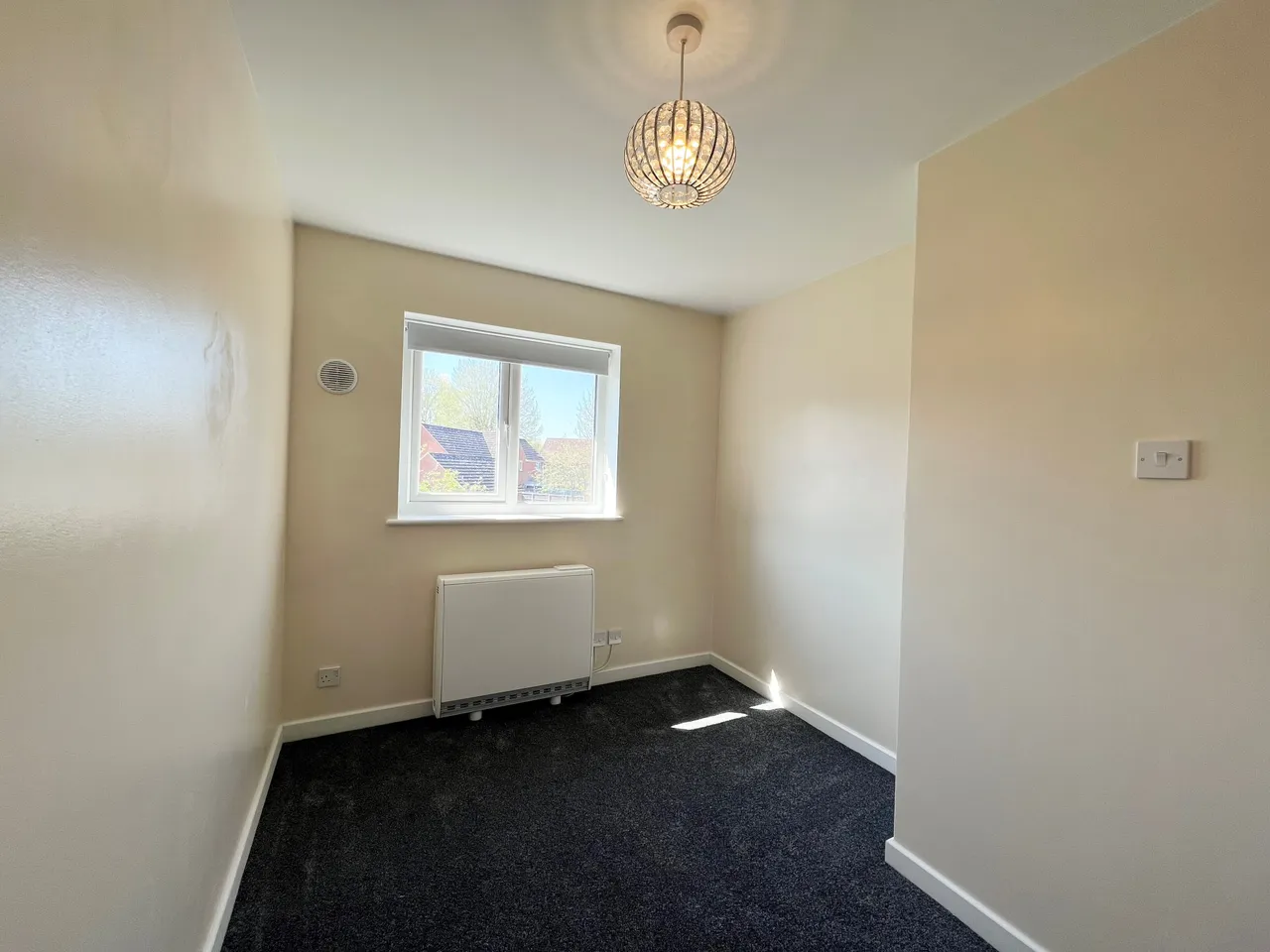 Kestrel Close, Beck Row, BURY ST. EDMUNDS, photo 10