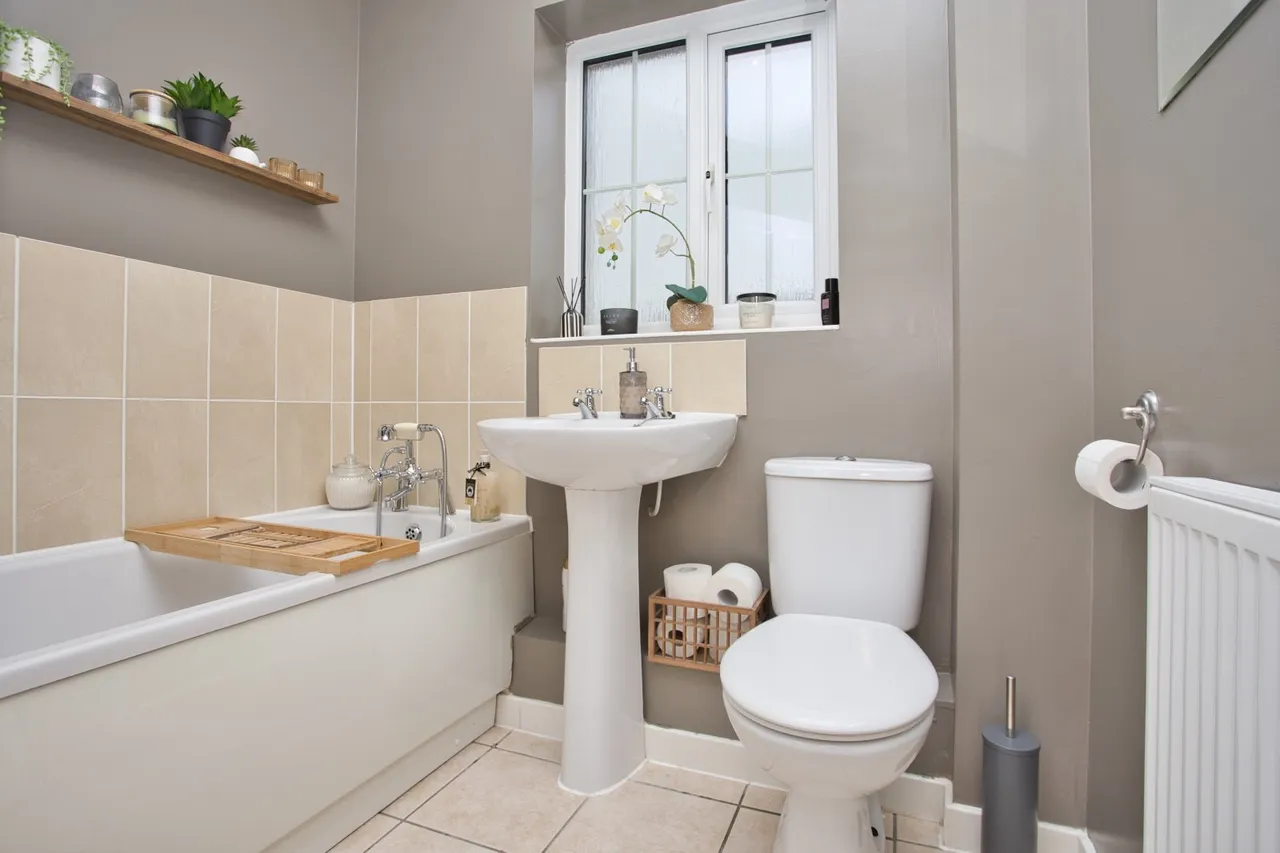 Carter Close, Hawkinge, CT18, photo 9