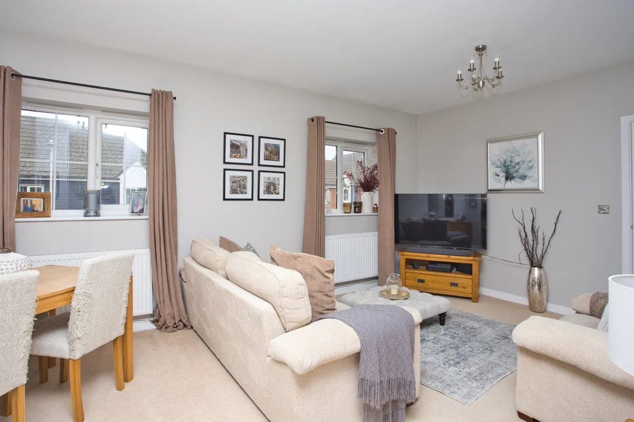 Carter Close, Hawkinge, CT18, photo 4