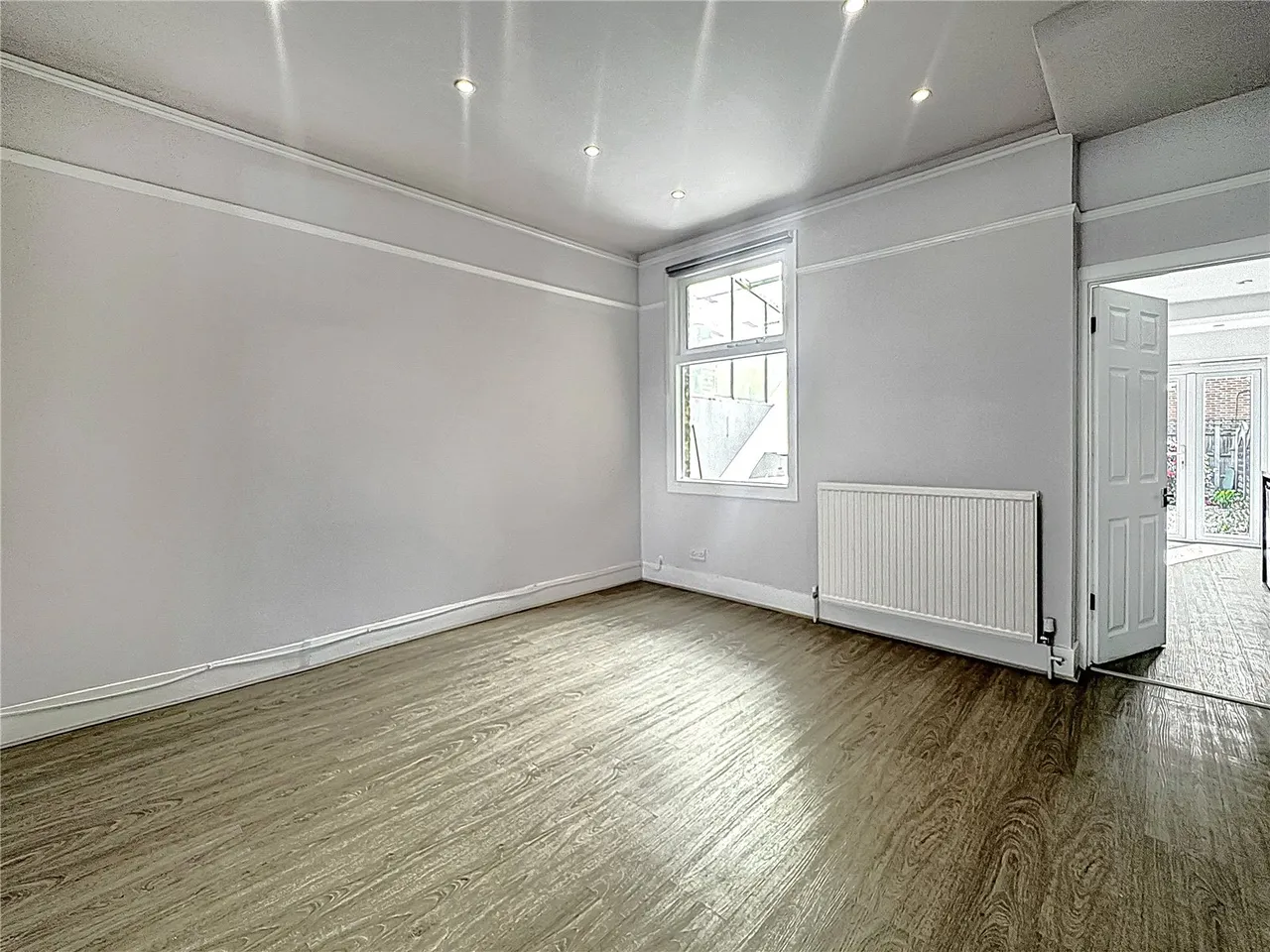Albion Road, Hounslow, TW3, photo 6