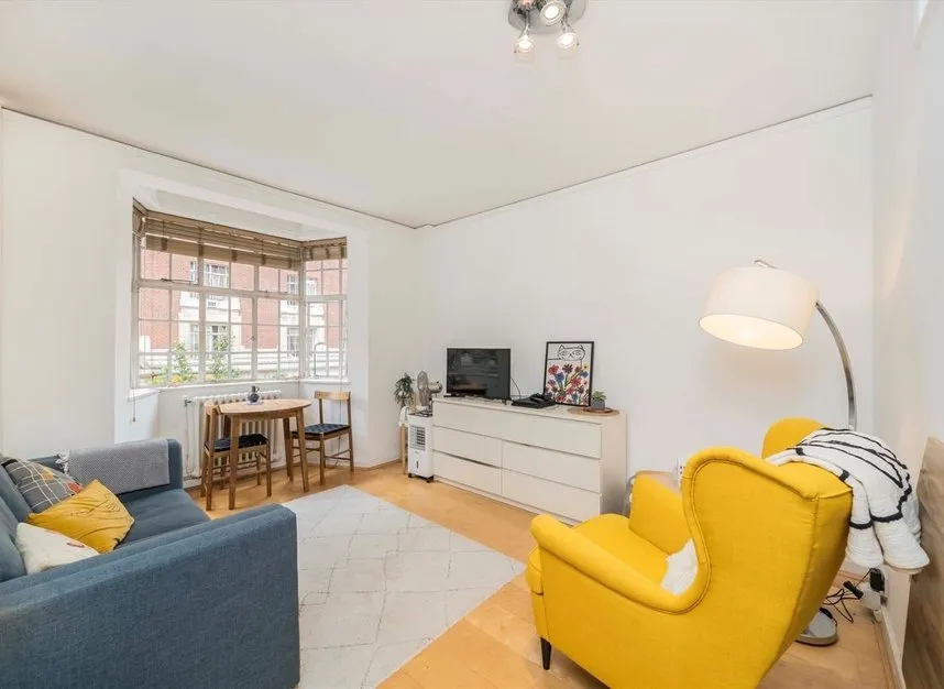 Woburn Place, Bloomsbury, WC1H, photo 2