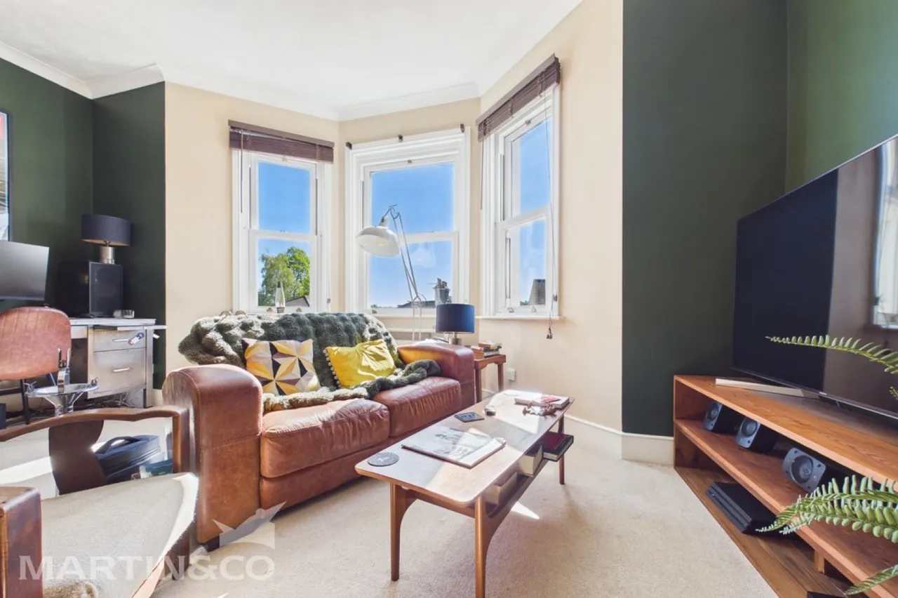 Upper Grosvenor Road, TN1, photo 5