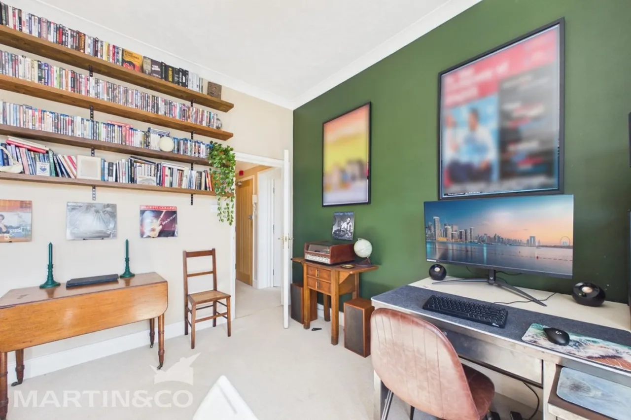 Upper Grosvenor Road, TN1, photo 6