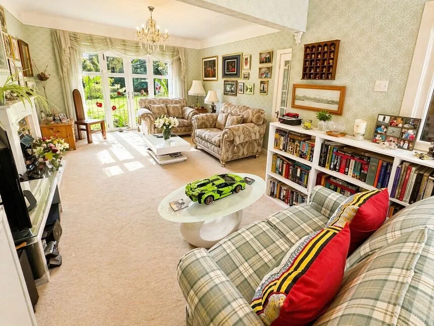 Cross Green, Upton, Cheshire, CH2, photo 10