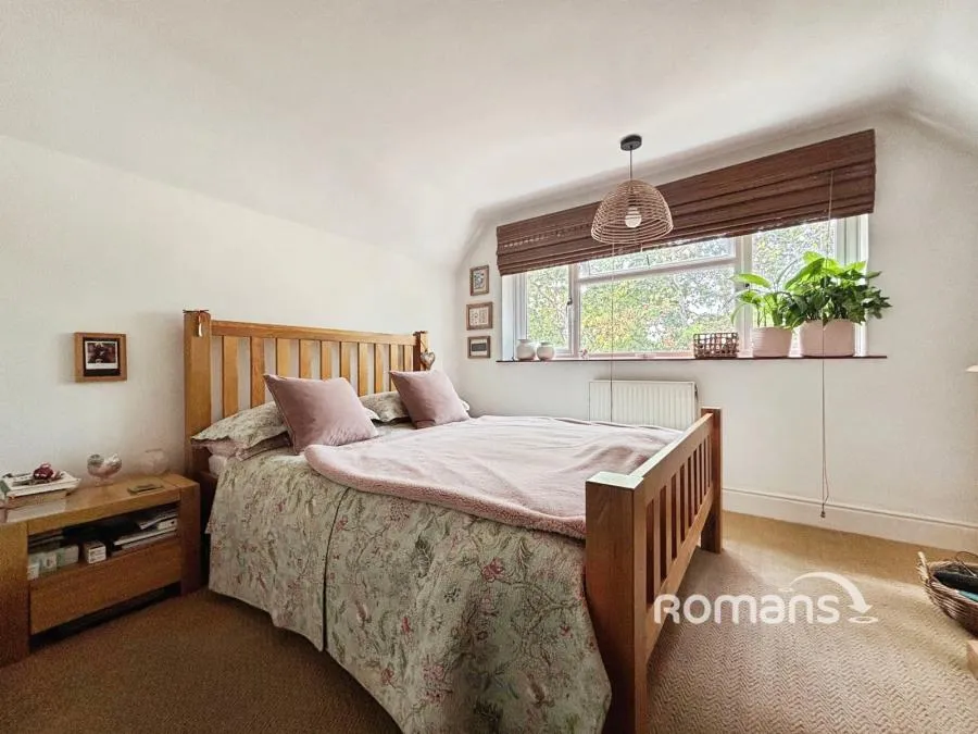 Mill Lane, Yateley, GU46, photo 12