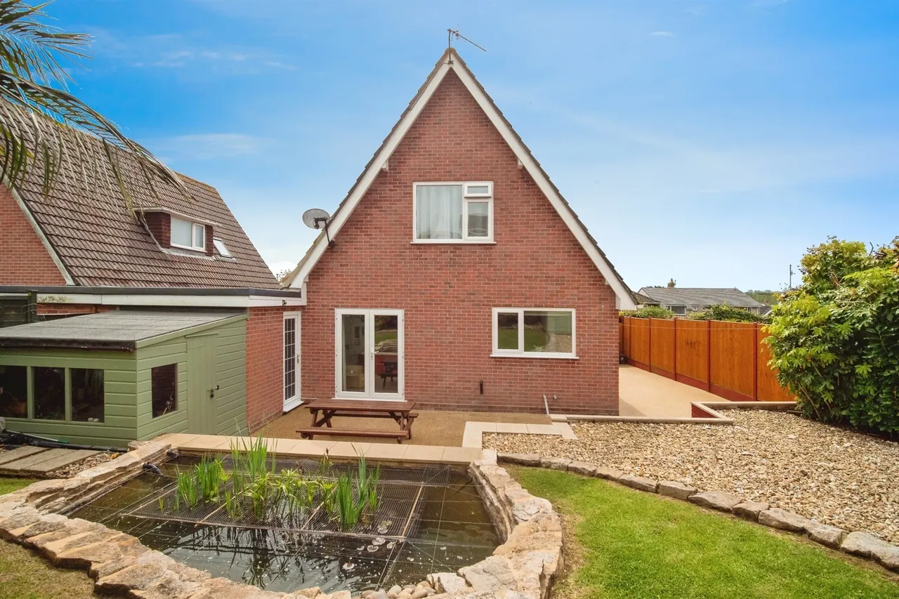 Maunsell Avenue, Preston, DT3, photo 11