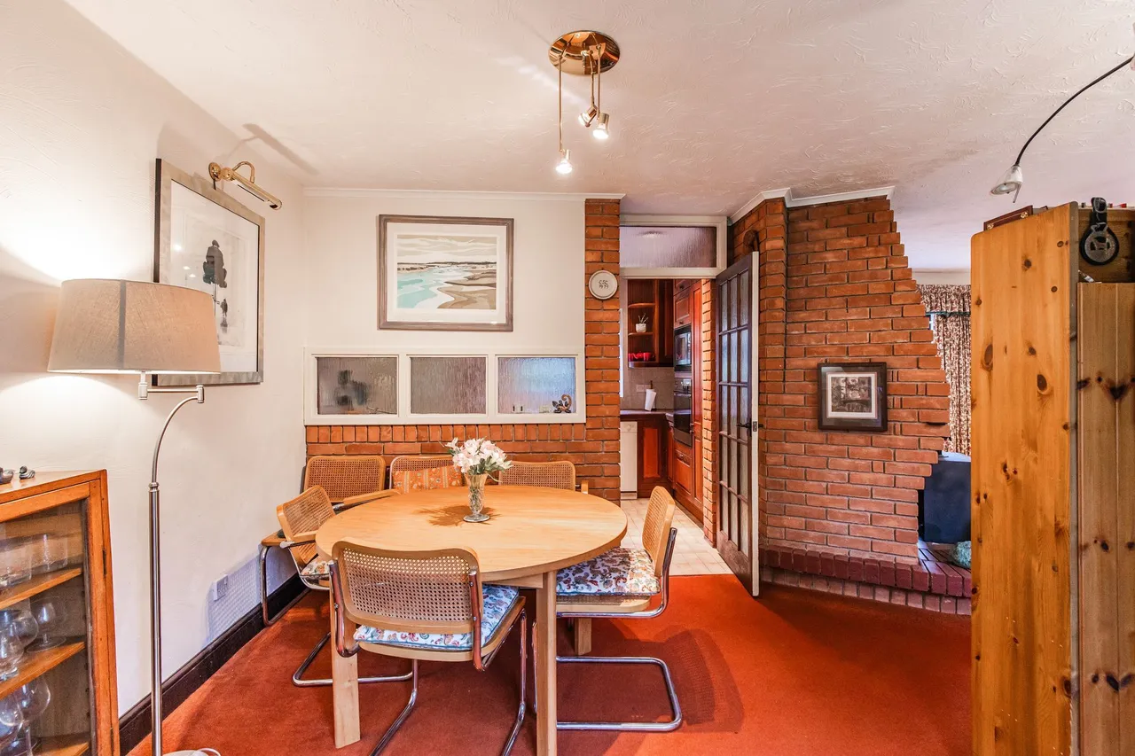 Versatile Coastal Home in Blakeney, photo 10