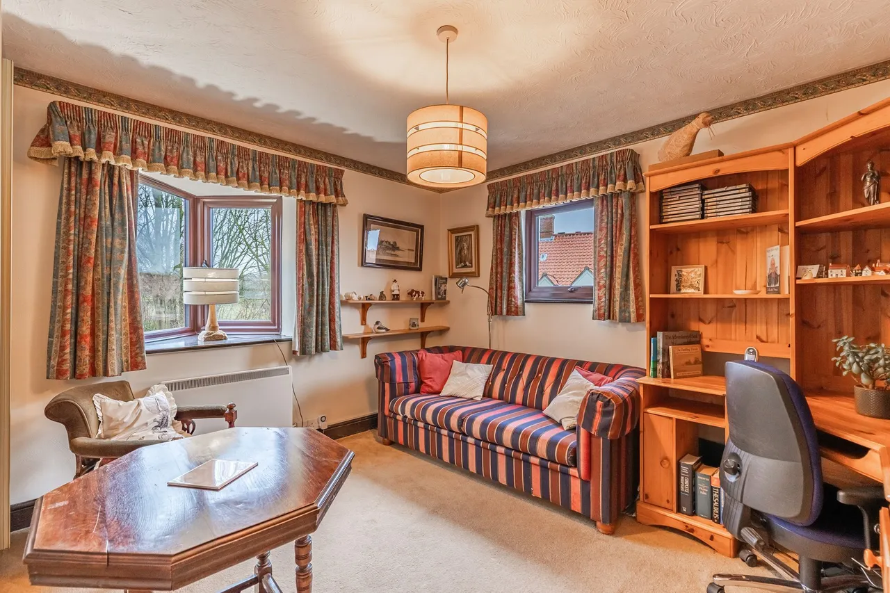 Versatile Coastal Home in Blakeney, photo 14
