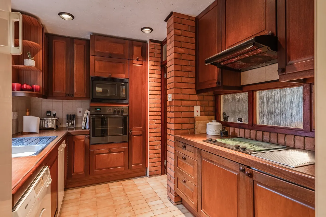Versatile Coastal Home in Blakeney, photo 7