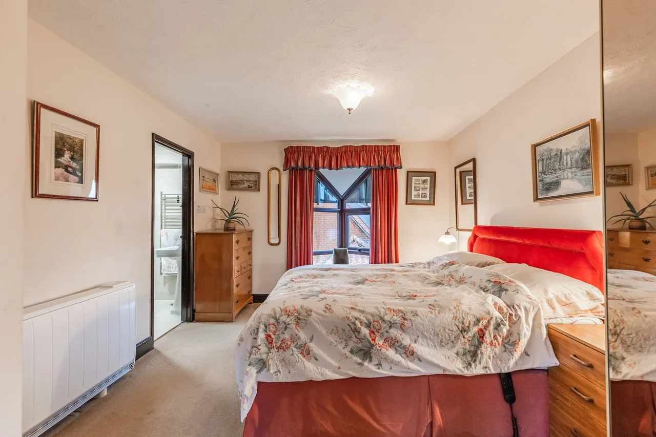 Versatile Coastal Home in Blakeney, photo 16