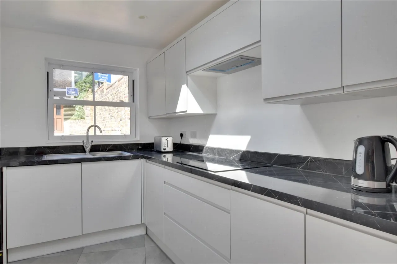 Leahurst Road, Hither Green, London, SE13, photo 7