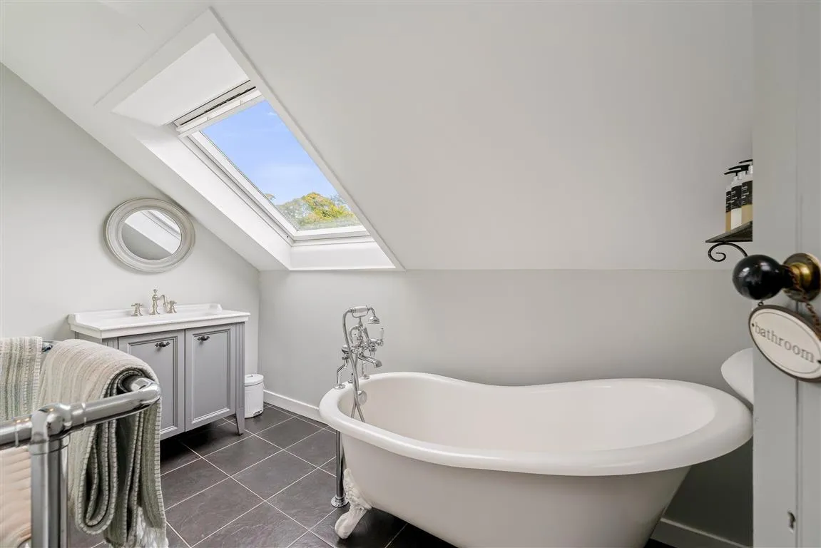 Craigend Farm, East Kilbride, photo 57