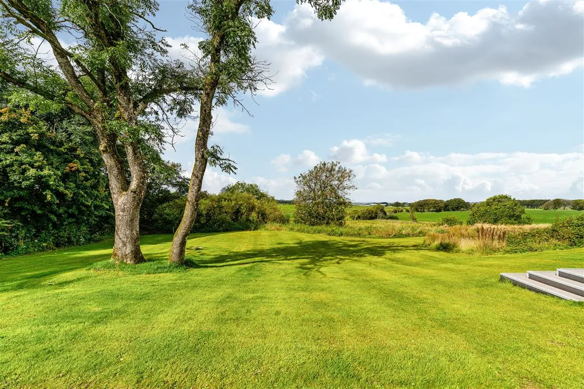 Craigend Farm, East Kilbride, photo 70