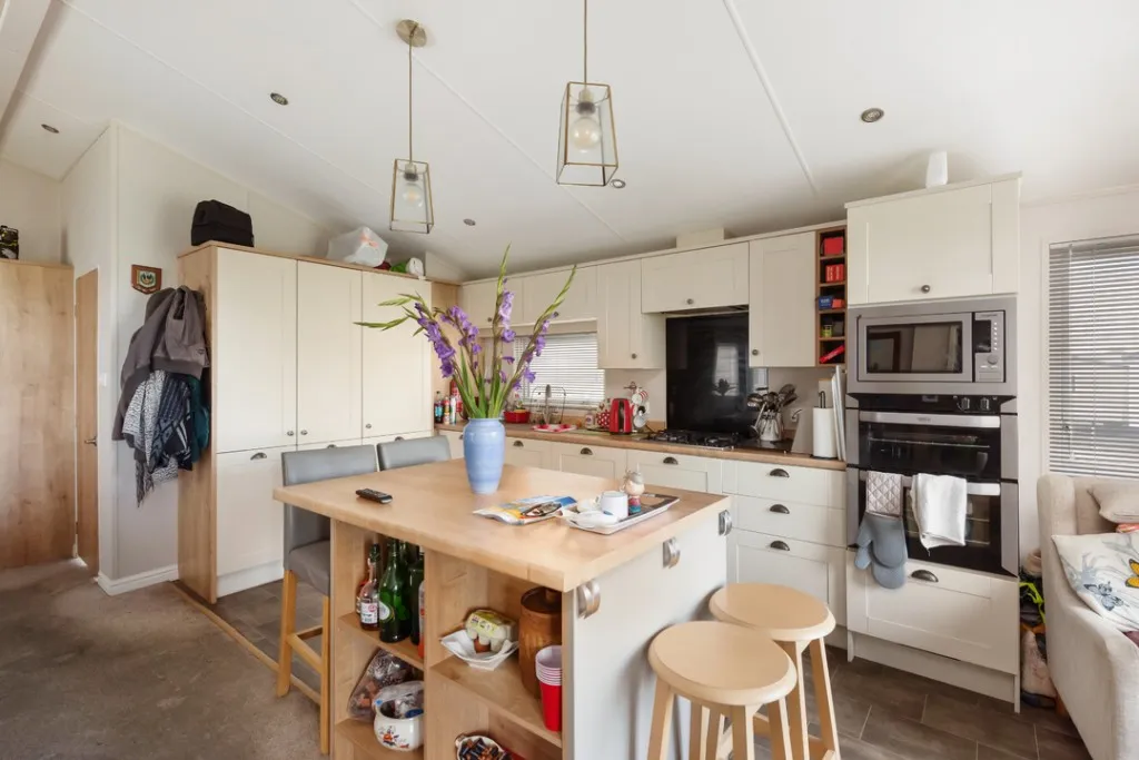 St John's Road, Whitstable, photo 9