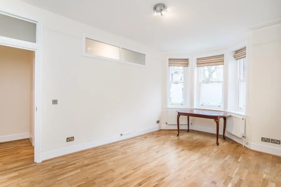 4 bed flat for sale — Castellain Road, Maida Vale, London, W9 1HA
