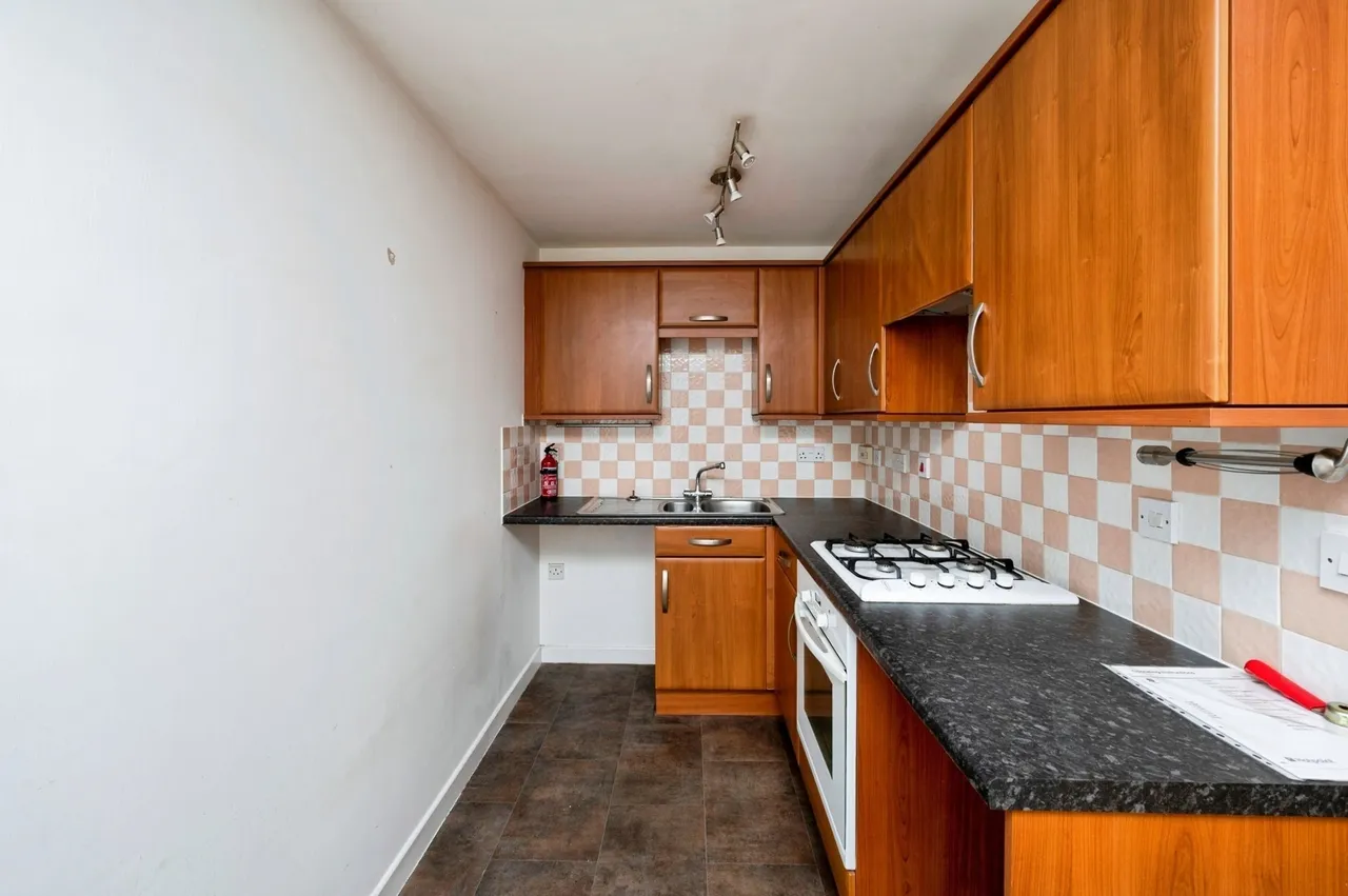 Millers Way, Kirkby-in-Ashfield, Nottingham, Nottinghamshire, NG17, photo 6