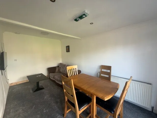 Birmingham Road, B43, photo 2