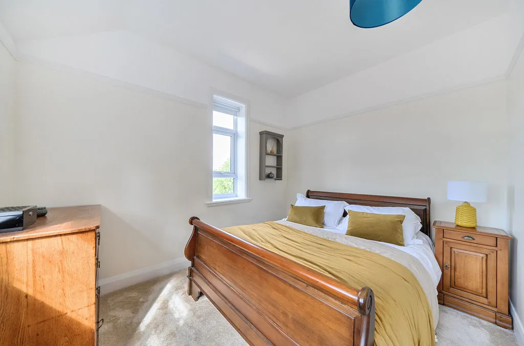 Bencombe Road, Purley CR8 4DQ, photo 15