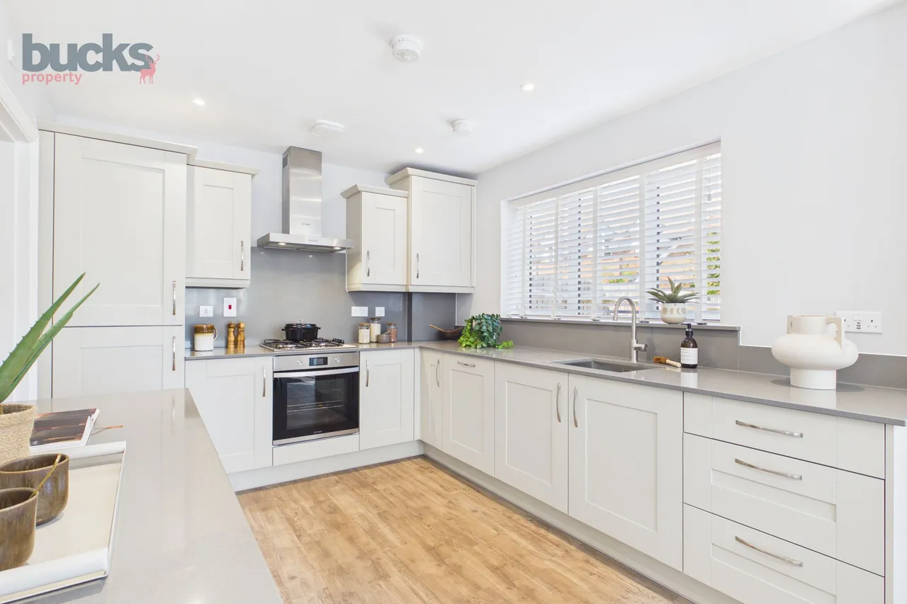 Oakside, Kirdford, RH14, photo 8