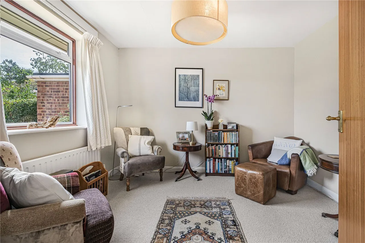 Makins Road, Henley-on-Thames, RG9, photo 11