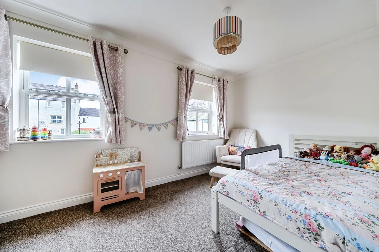 St Andrews Walk, Wells, BA5, photo 14