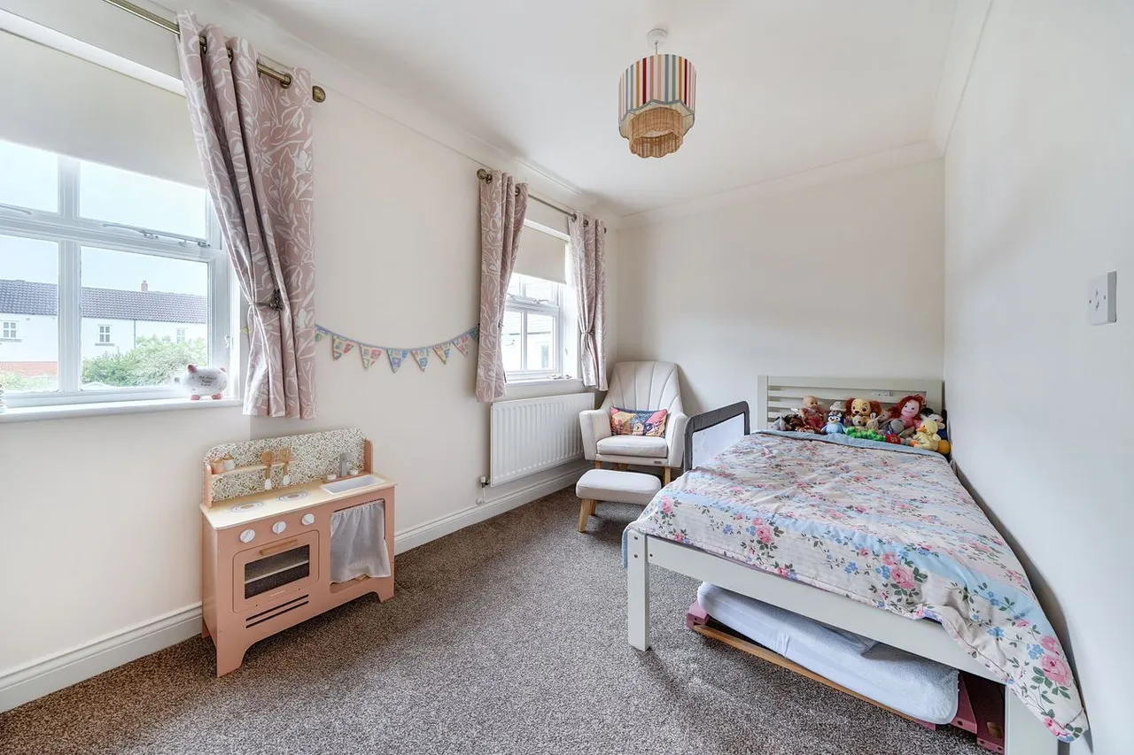 St Andrews Walk, Wells, BA5, photo 15