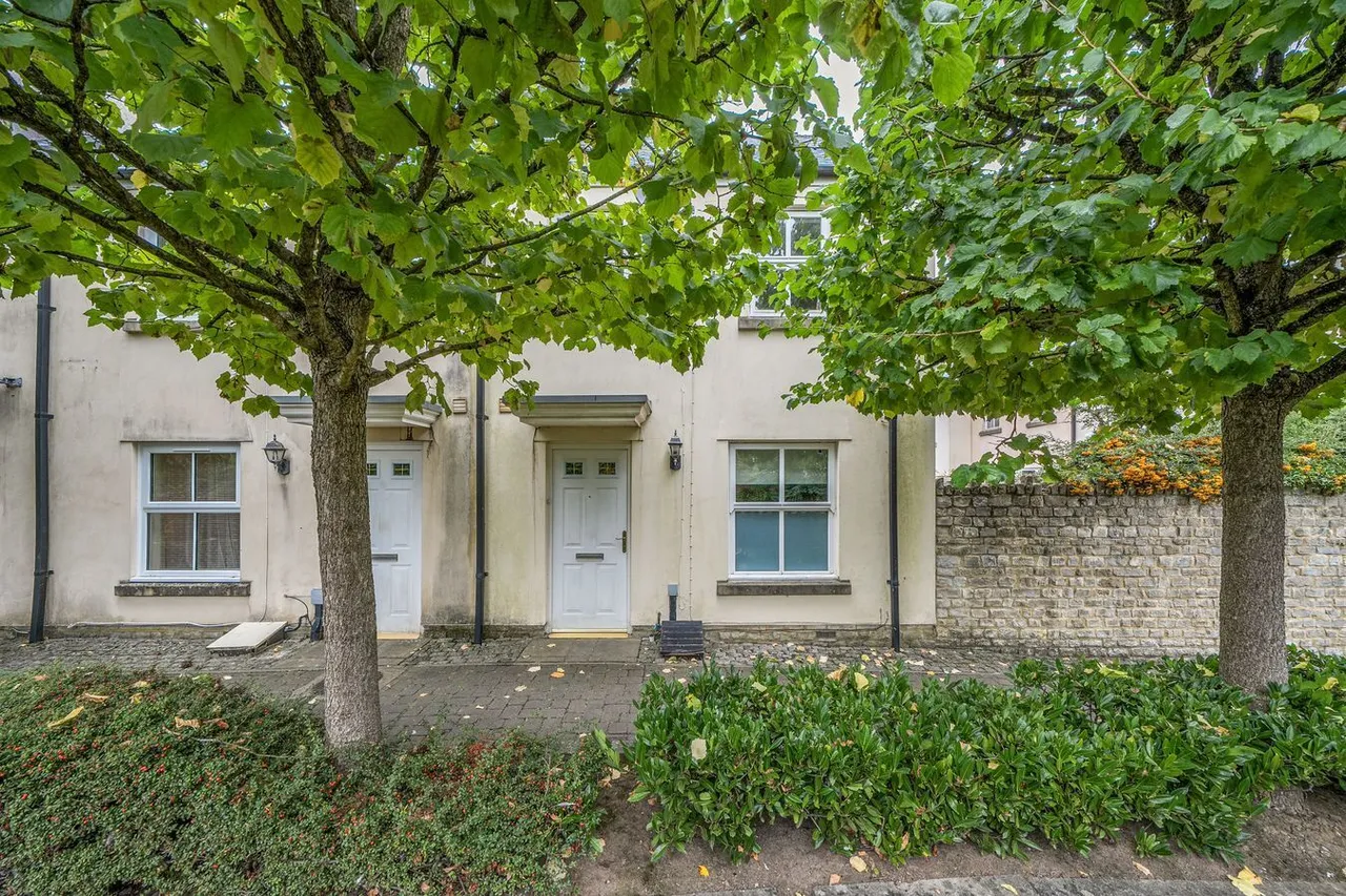 2 bed house for sale, St Andrews Walk, Wells, BA5