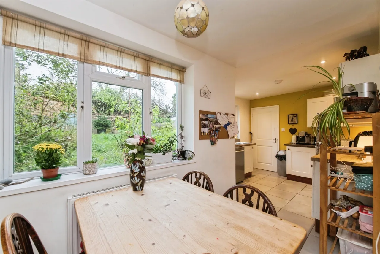 Chilcott Close, Tiverton, EX16, photo 7