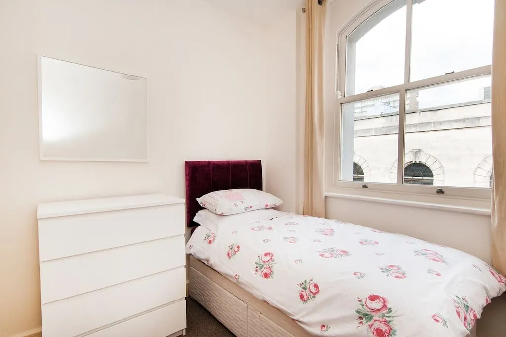 Provision House, Central, SO14, photo 8