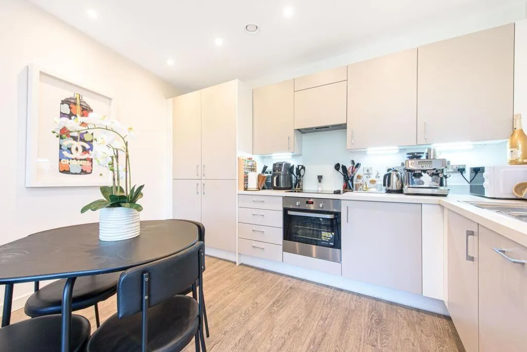 Medawar Drive, Mill Hill, NW7, London, photo 4