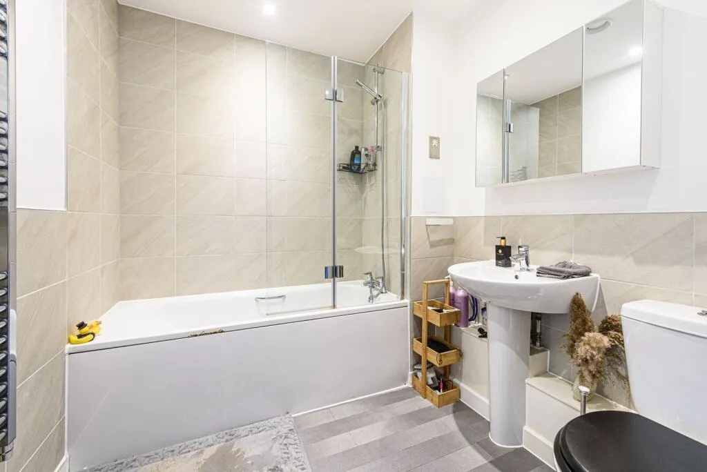 Medawar Drive, Mill Hill, NW7, London, photo 5