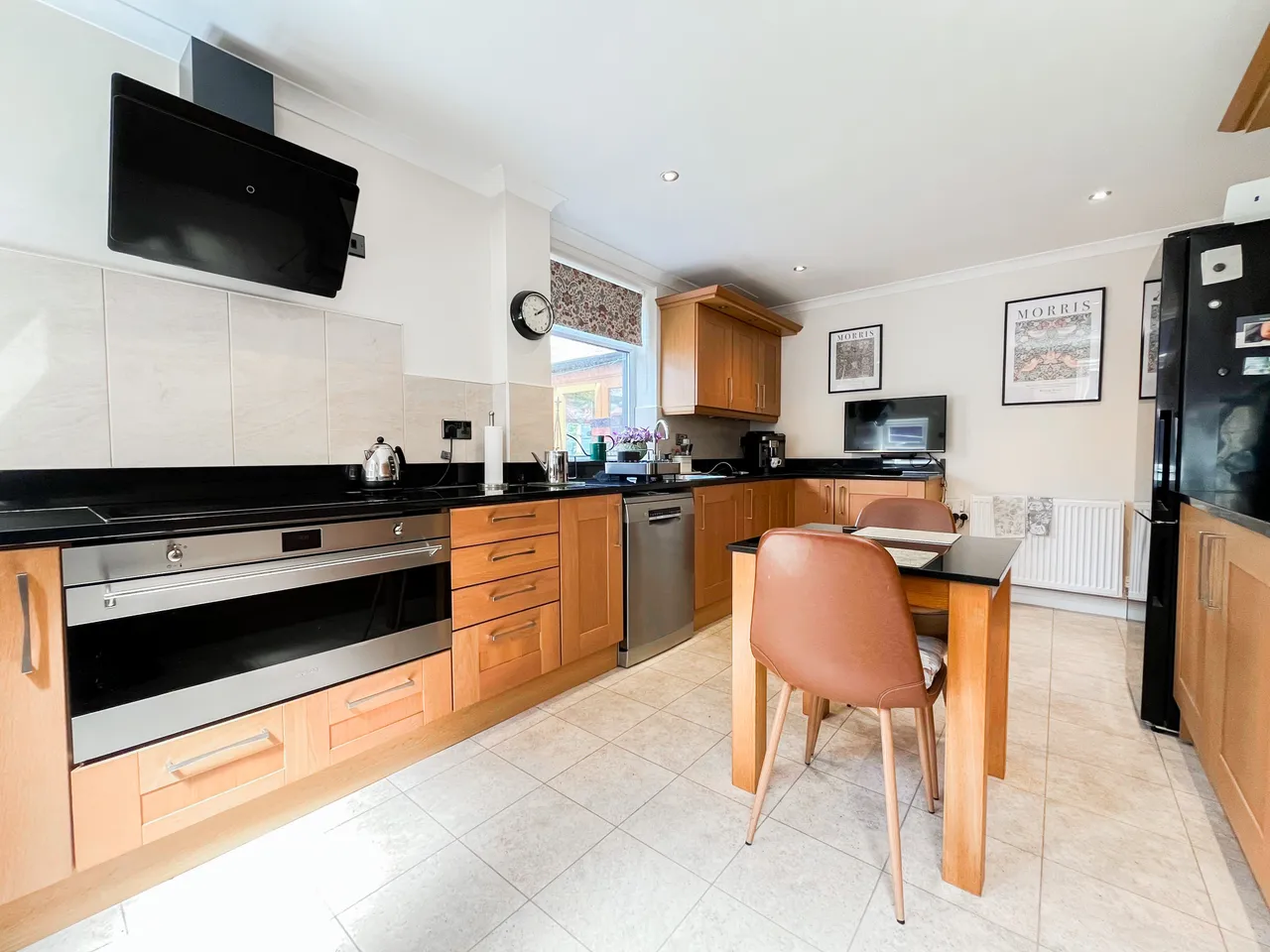 Bolton Road, Bury, BL8, photo 2