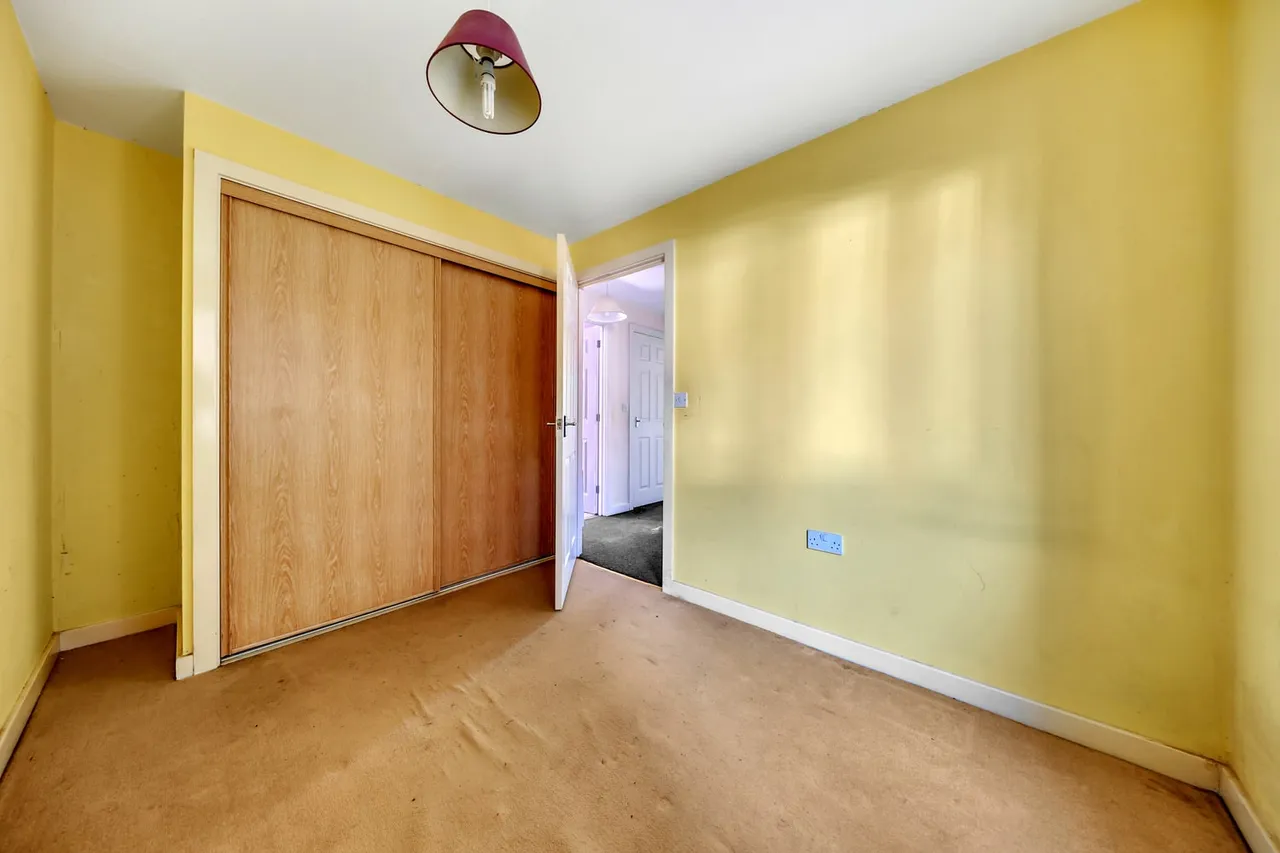 6 Royal Crescent, Newbury Park, Ilford, IG2 7NH, photo 14