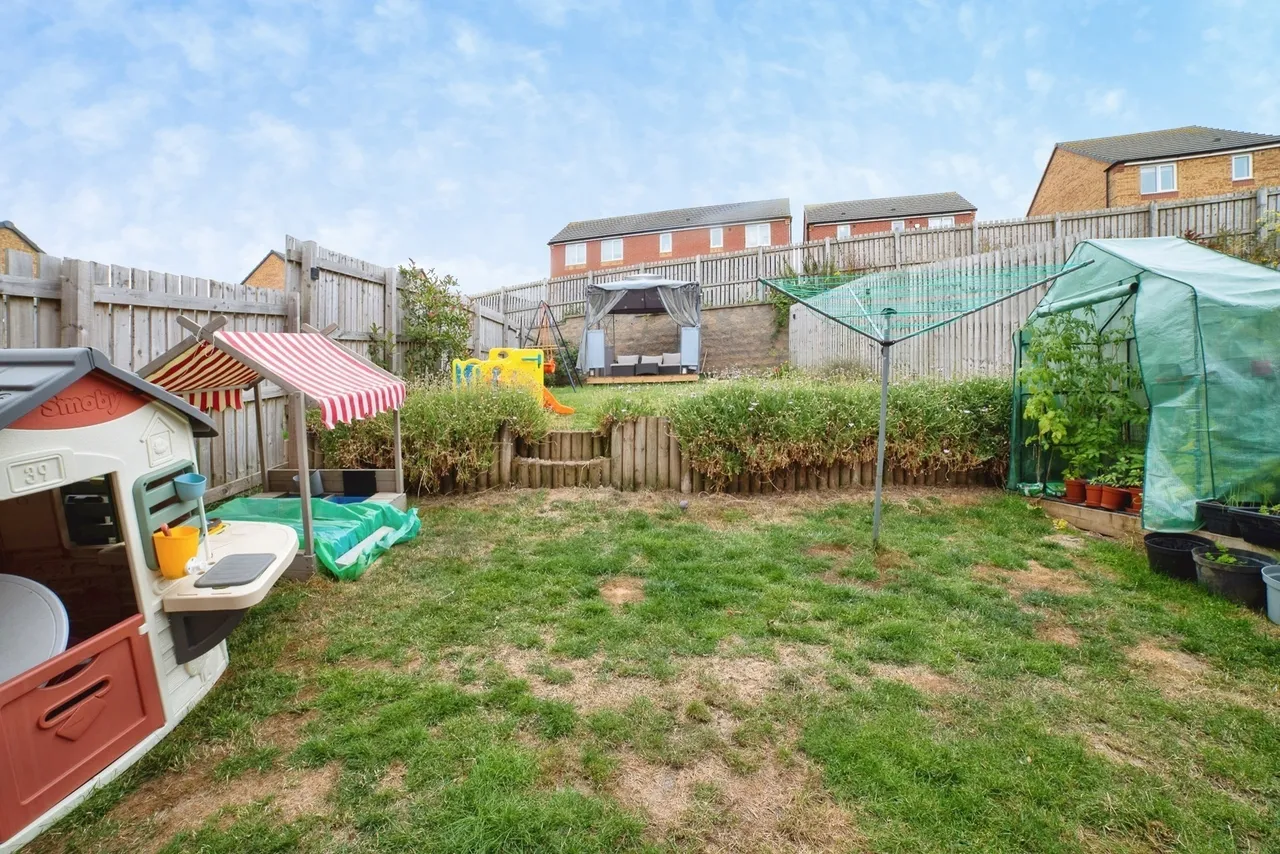 Rebecca Close, Sutton-in-Ashfield, Nottinghamshire, NG17, photo 14