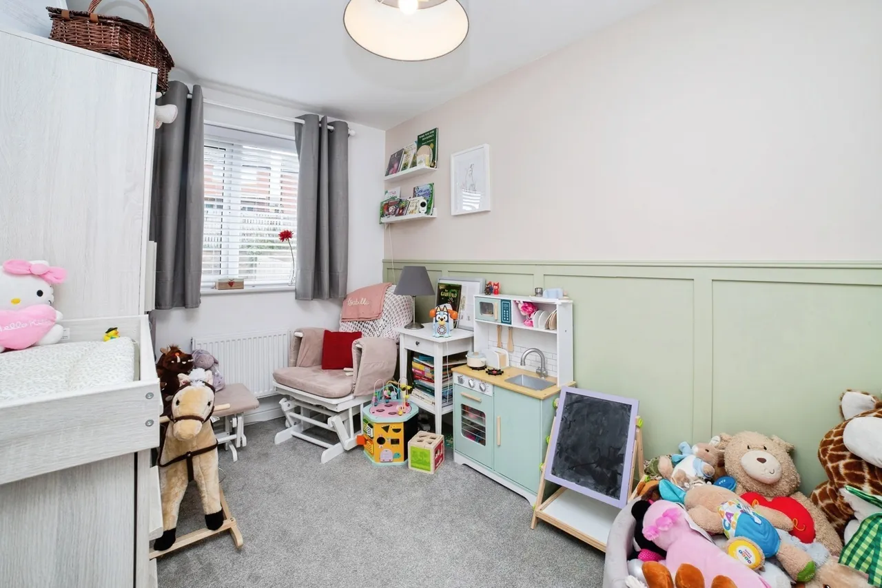 Rebecca Close, Sutton-in-Ashfield, Nottinghamshire, NG17, photo 11