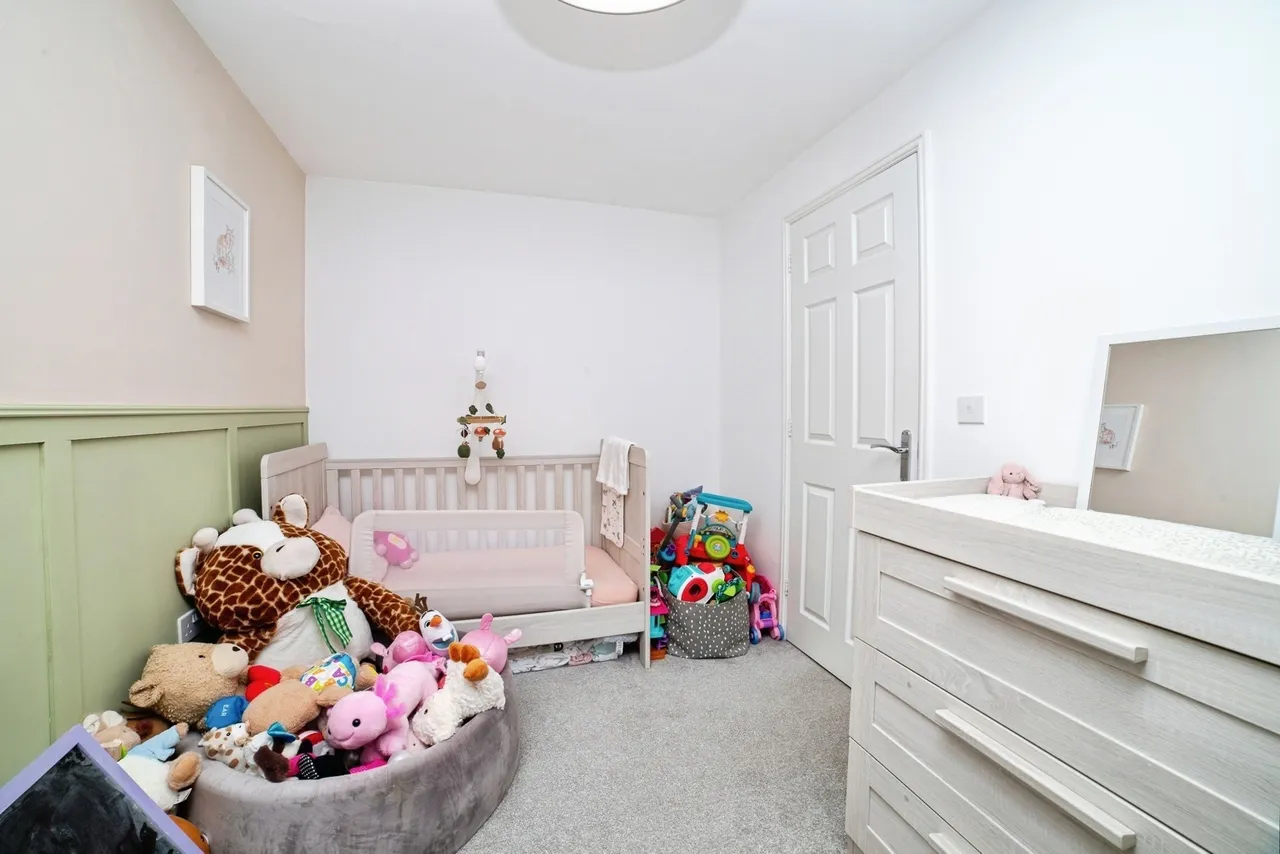 Rebecca Close, Sutton-in-Ashfield, Nottinghamshire, NG17, photo 12