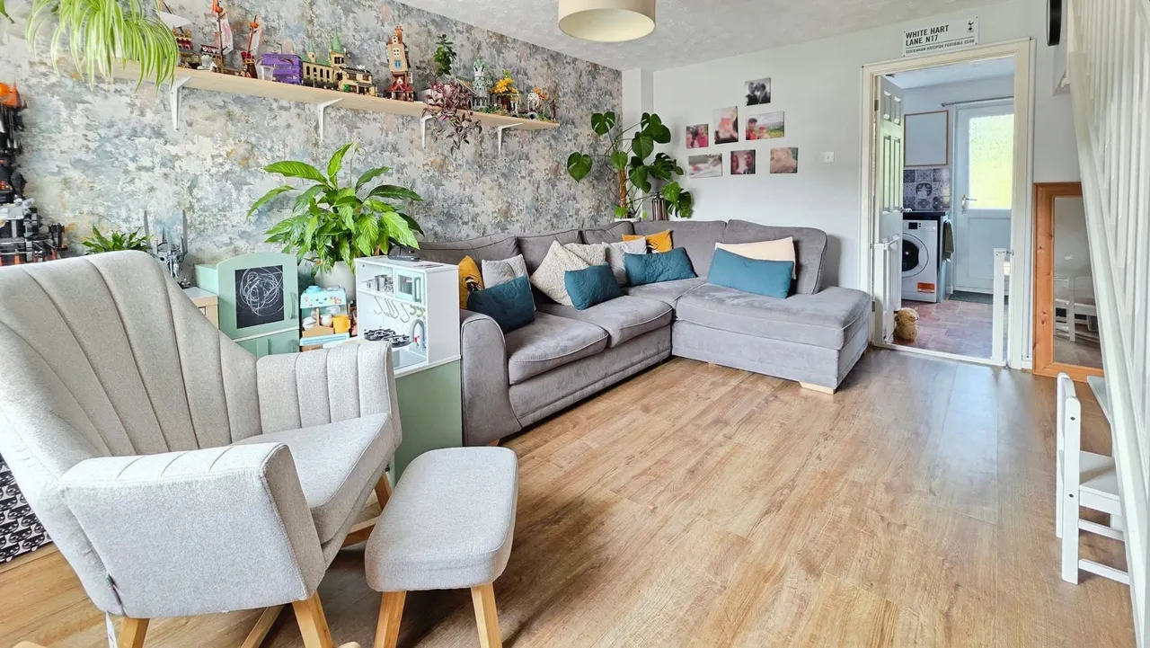 Hawks Way, Sleaford, NG34, photo 5