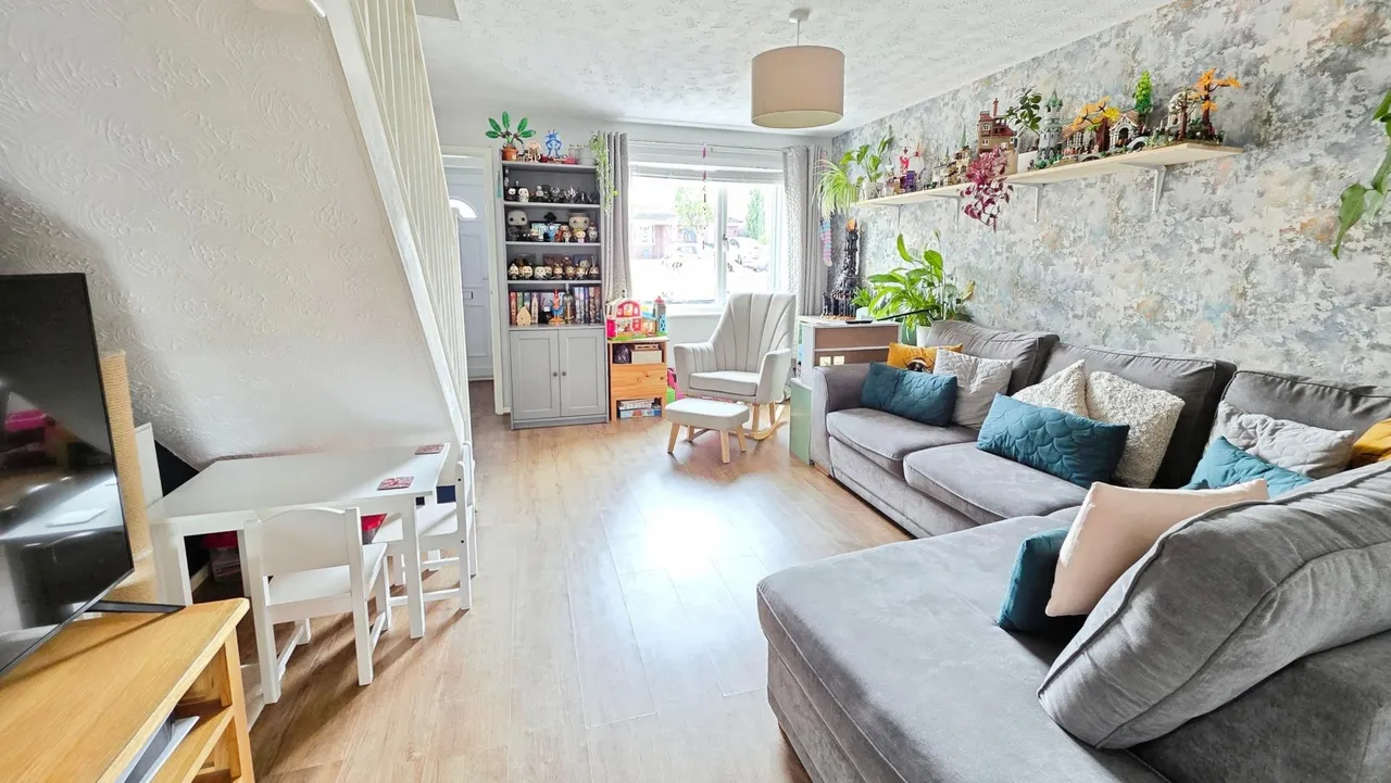 Hawks Way, Sleaford, NG34, photo 2