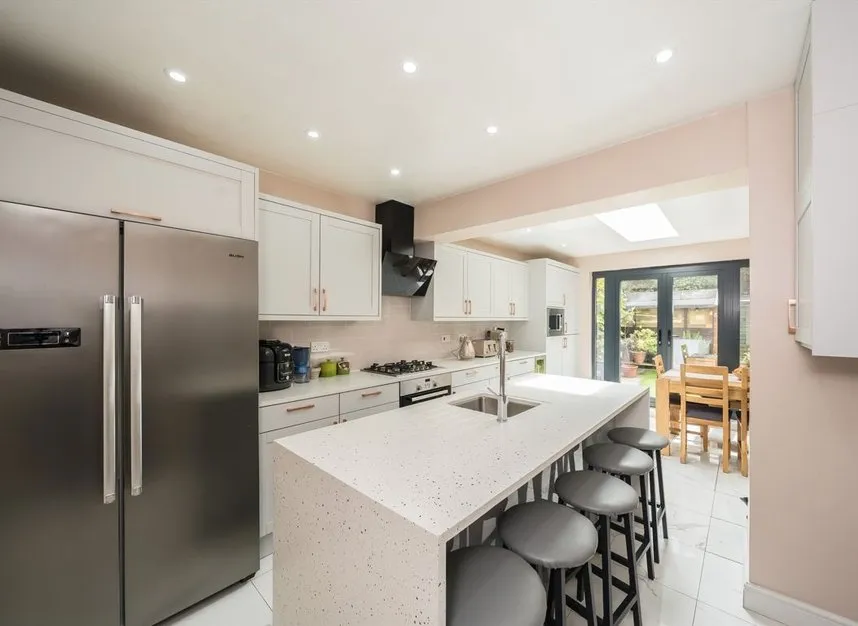 Besley Street, Streatham, SW16, photo 2