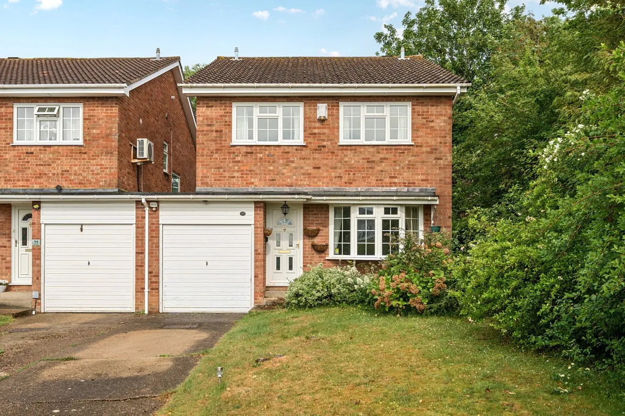 4 bed house for sale — Steep Close, BR6